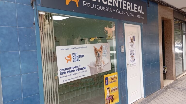 Hotel Canino PetCenterLeal – residencia canina en Madrid